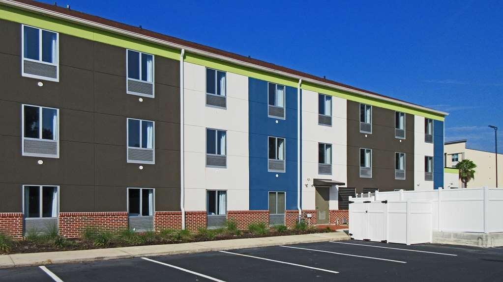 Comfort Inn & Suites Brunswick Esterno foto