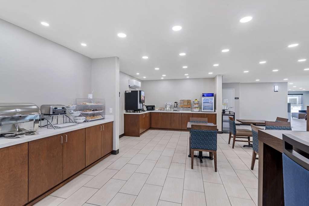 Comfort Inn & Suites Brunswick Ristorante foto